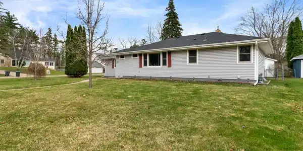 2800 Longview Drive