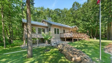 2040 Fairview Beach Road NE