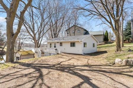 19391 Cedar Island Lake Road