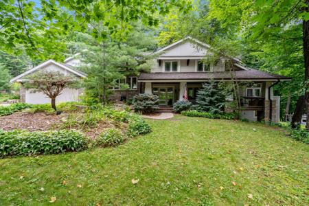 5490 Ridgewood Cove