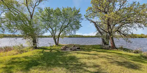 196633 County Road 9 NE