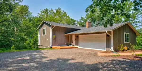 11 Spring Farm Lane