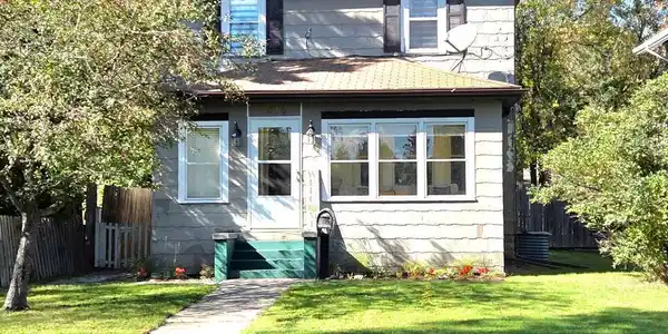 816 3rd Street