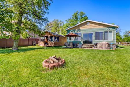 25934 Brolin Beach Road