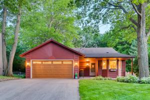 3237 Spruce SW