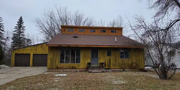 110 Riverview Boulevard