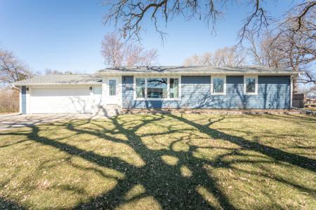 1207 Donna Drive NW