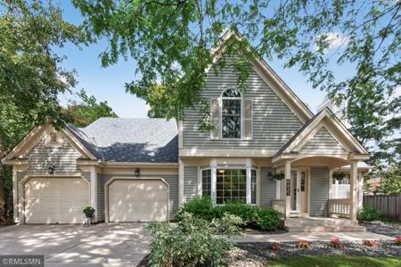 4425 Oakmede Lane