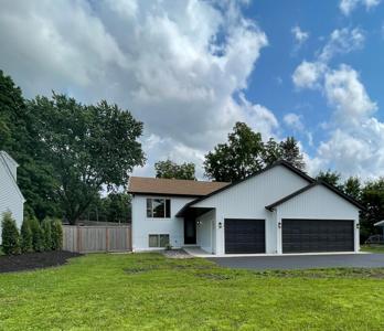2011 Lake View Drive