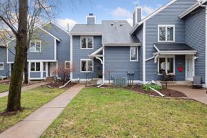 4236 Sheridan S