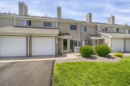 5965 Wedgewood Lane N Unit 51