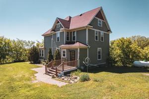 15598 Long Lake