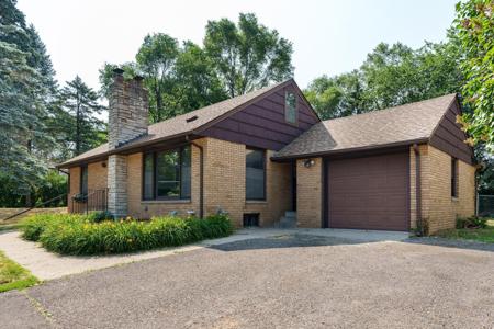 1000 Woodhill