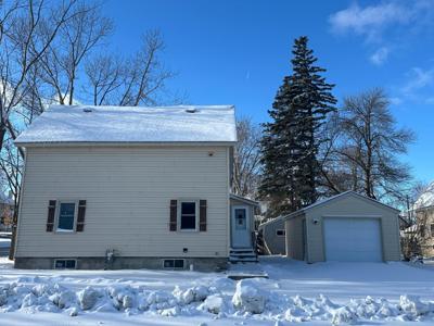 700 Sinclair Lewis Avenue