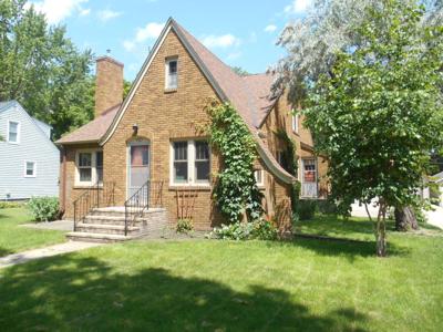 354 1st Street