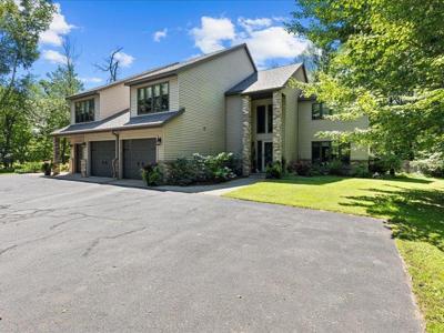 10471 Shady Lane
