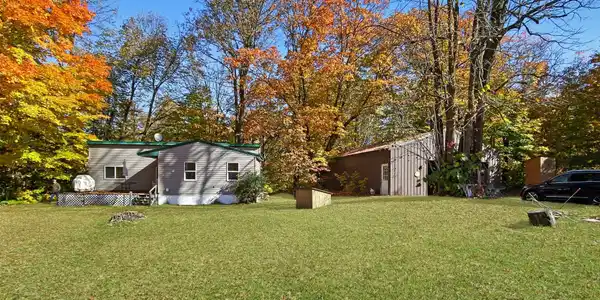 15756 475th