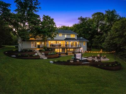 14869 Manitou NE
