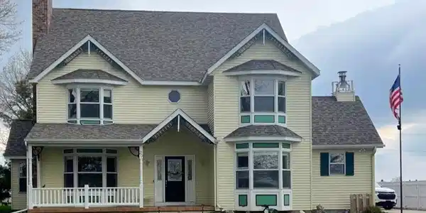 20 Lake Avenue