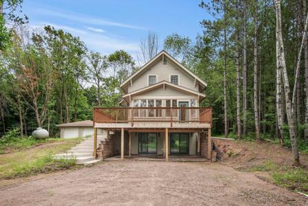 9158 Oakwood Lane