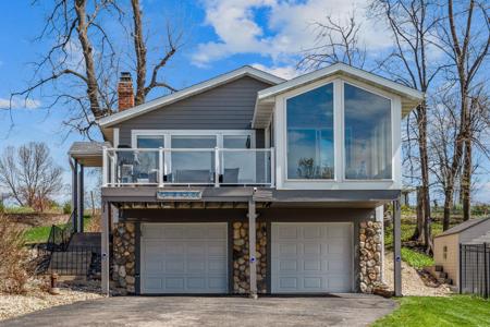18013 Roberds Lake Boulevard