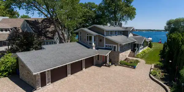 265 Lakeview