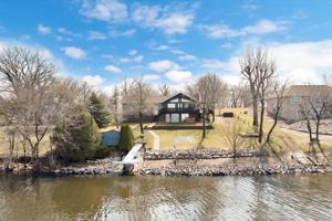 708 Tetonka View