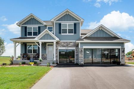 3105 Sunflower NW