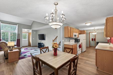 1324 Crown Oaks Drive