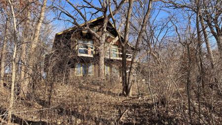 700 Birch