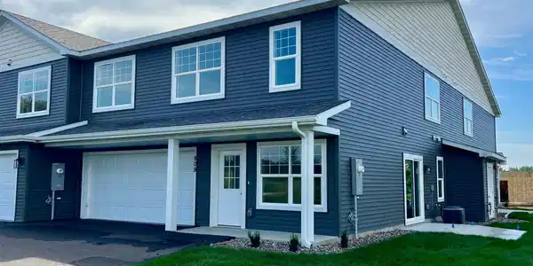 809 Tomahawk Court