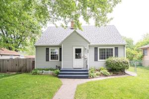 1090 Argyle