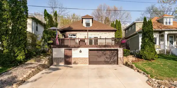 5218 Park