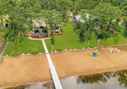 22255 Gull Lake Drive