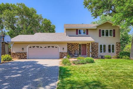 4625 Forestview Lane N