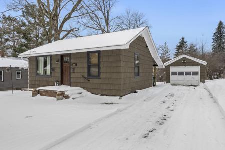 304 Polk Avenue S