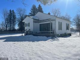 205 Riverview SE