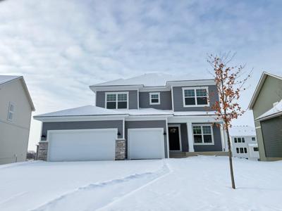 2713 Kenwood Avenue NE