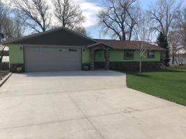 88 Lakeview Drive