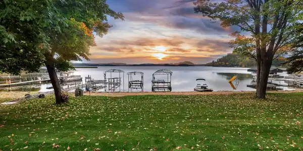 1942 Fish Trap Lake