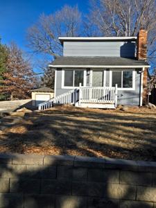 2208 Fairview Lane