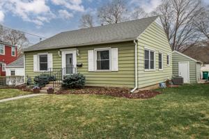 709 15th NE