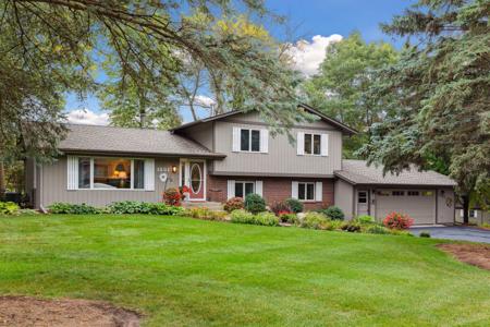 1281 Quinlan S