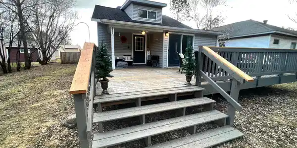 306 Ekman Avenue