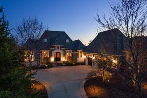 1640 Locust Hills