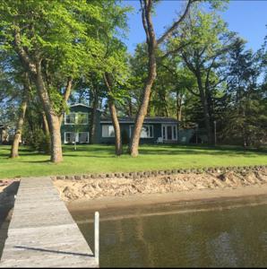 1158 S Shore Drive
