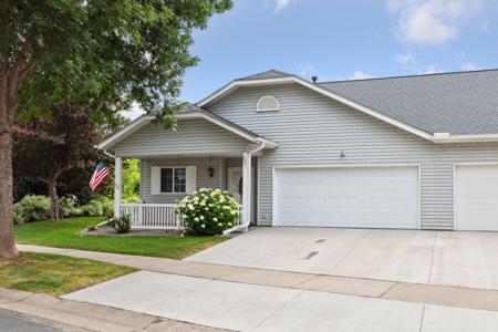 2851 Long Lake