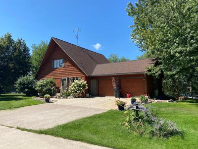 4 Lakeview
