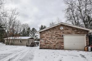 985 Dove Trail NW