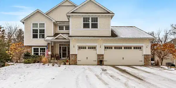 16697 Brentwood Pass NW